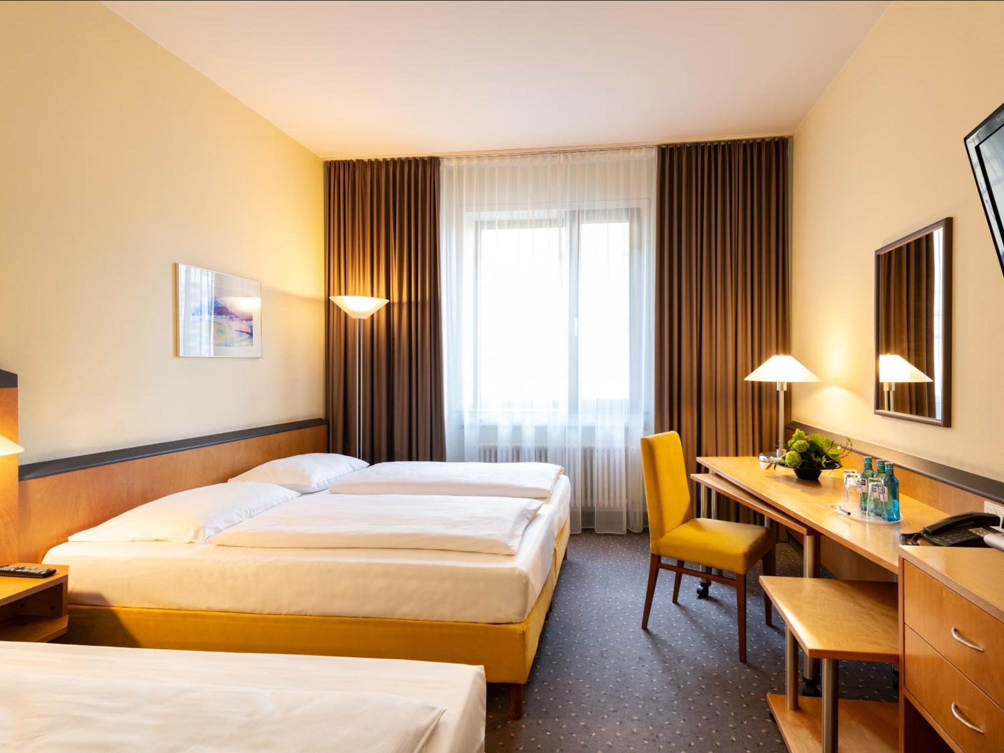 Dreibettzimmer